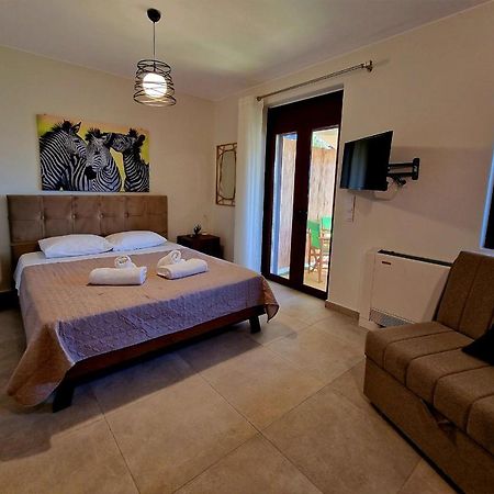 Alkioni'S Nest Apartments Arkoudi Esterno foto