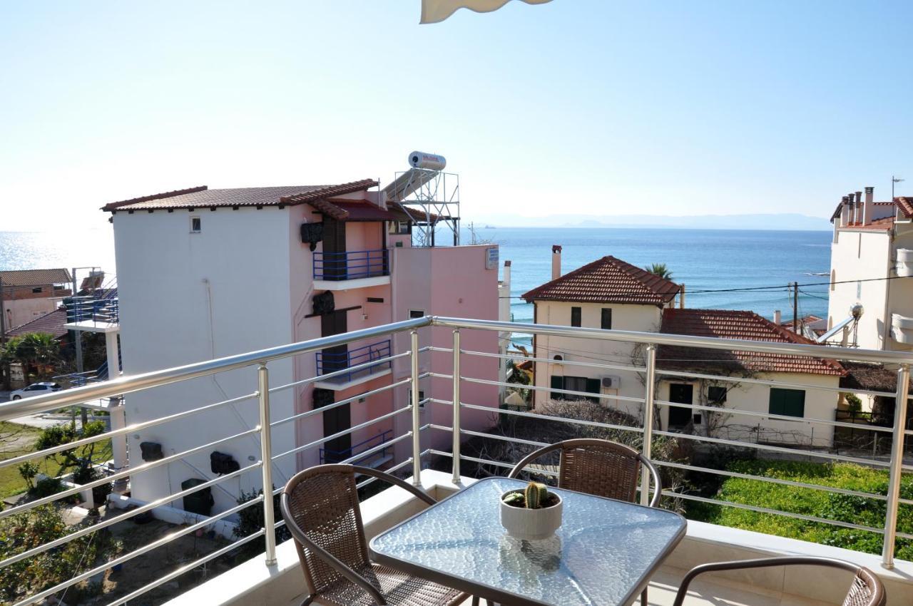Alkioni'S Nest Apartments Arkoudi Esterno foto