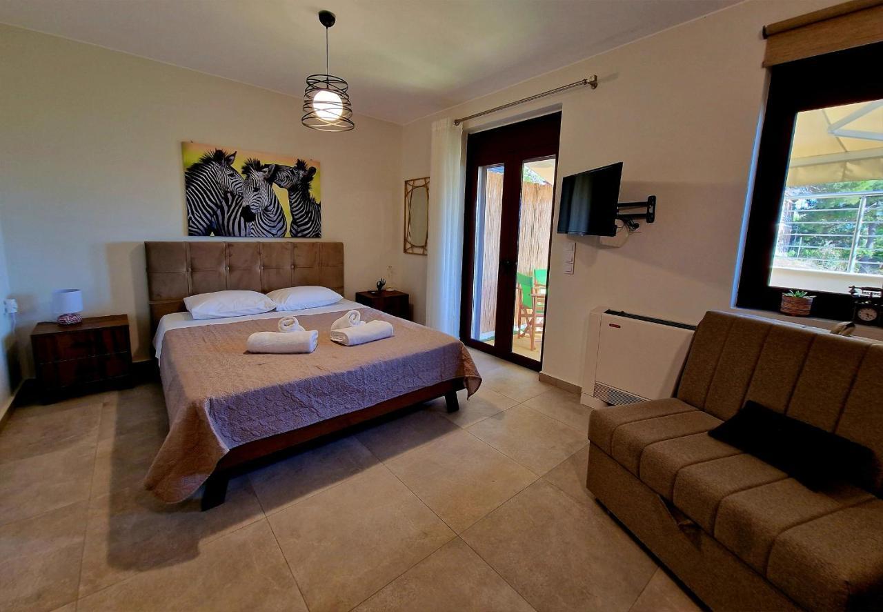 Alkioni'S Nest Apartments Arkoudi Esterno foto